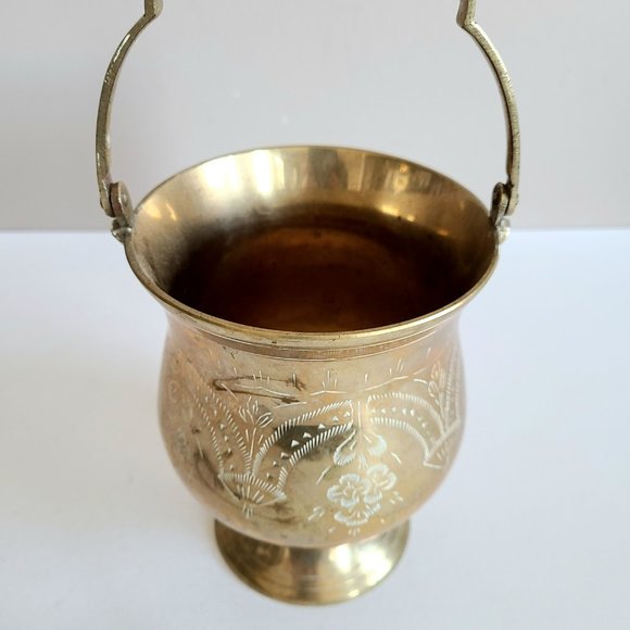 Brass vintage Ice bucket with tongs. - Picture 5 of 8